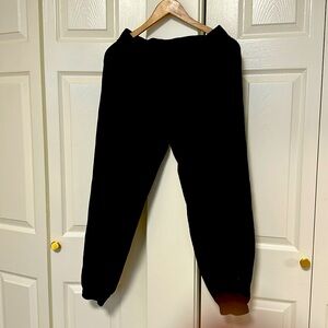 Lululemon Black Jogger pant with front pockets